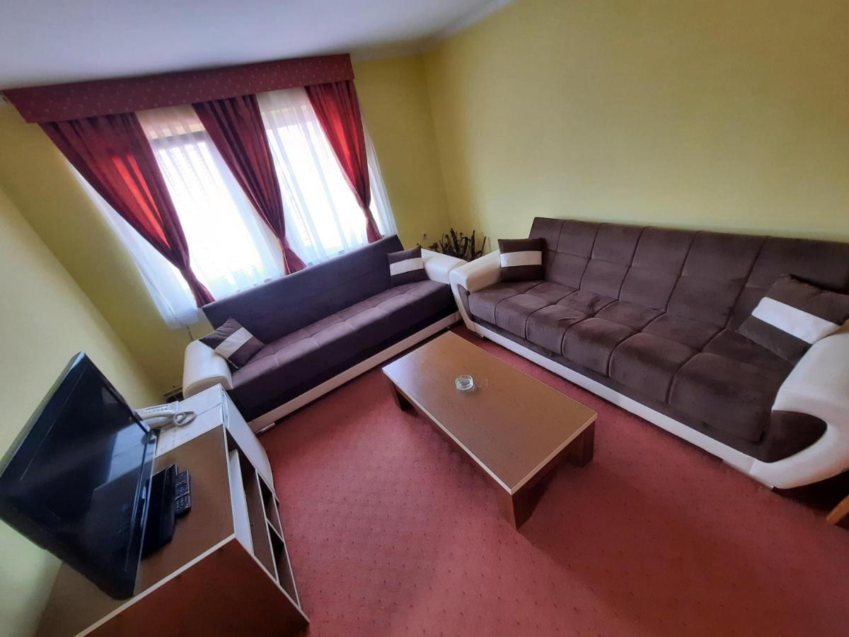 Motel Tiron Kakanj Exterior photo